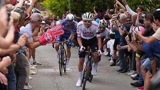 Giro d-Italia 2024 - Sintesi 1a tappa: Venaria Reale - Torino - 04 05 2024 - RaiPlay