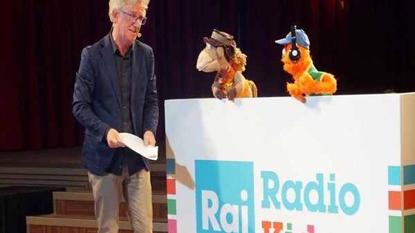 copertina W la scienza! Da Trieste dieci ricercatori la raccontano ai bambini su Rai Radio Kids