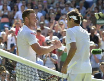 Tennis: Wimbledon, Federer agli ottavi