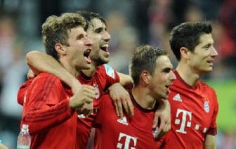 Cinquina Bayern, Dortmund è travolto
