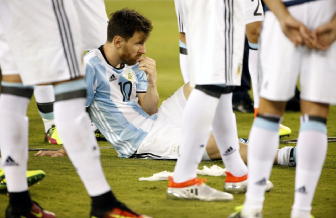 Tifosi contro Messi, Maradona altra cosa