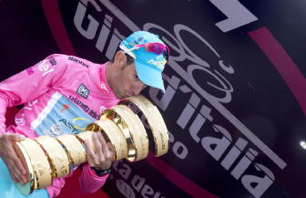 Giro: Cassani sogno un duello Aru-Nibali