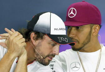 F1: Mercedes, Hamilton apre ad Alonso