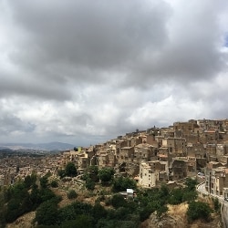 Calascibetta, la "fortezza sulla rocca" amata da Goethe