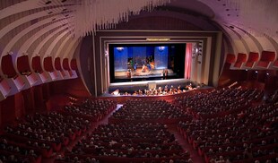 copertina Un mese "Regio"