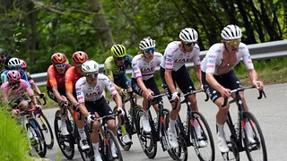 Giro d-Italia 2024 - Sintesi 2a tappa: San Francesco al Campo - Santuario di Oropa - 05 05 2024 - RaiPlay