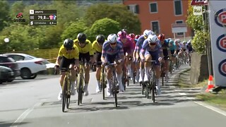 Giro d'Italia 2024 - 5a tappa - Groves batte Milan al traguardo volante, cade Laporte - 08 05 2024 - RaiPlay