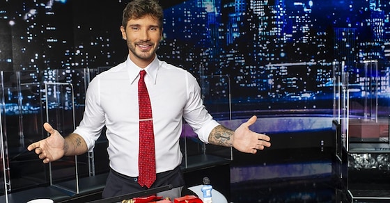 “Anything Is Possible Tonight” is back with Stefano Di Martino