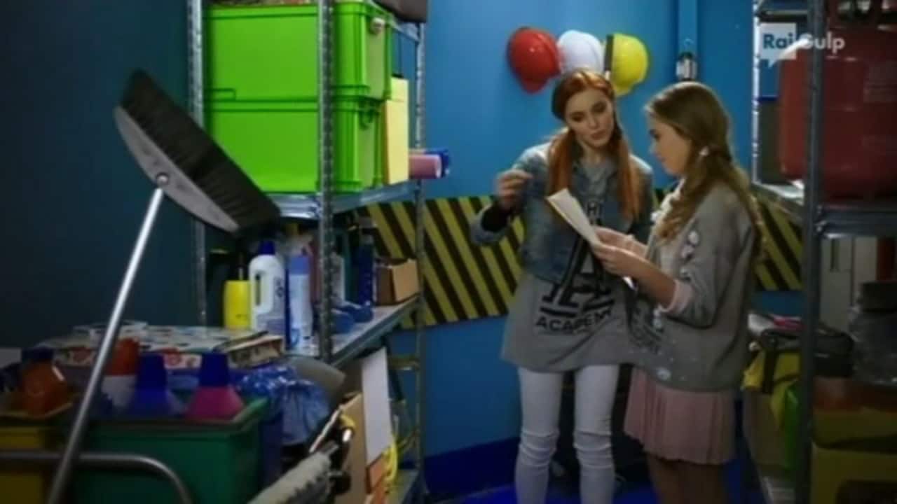 Rai Gulp Maggie & Bianca Fashion Friends - S1E3 - Primo giorno di scuola