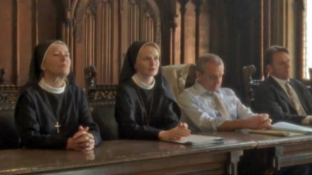 Rai 2 Un ciclone in convento S2E3 - Dubbi