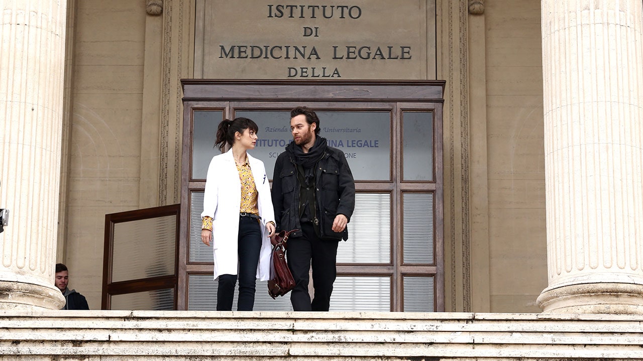 Rai Premium L'allieva S2E8 - Insospettabili