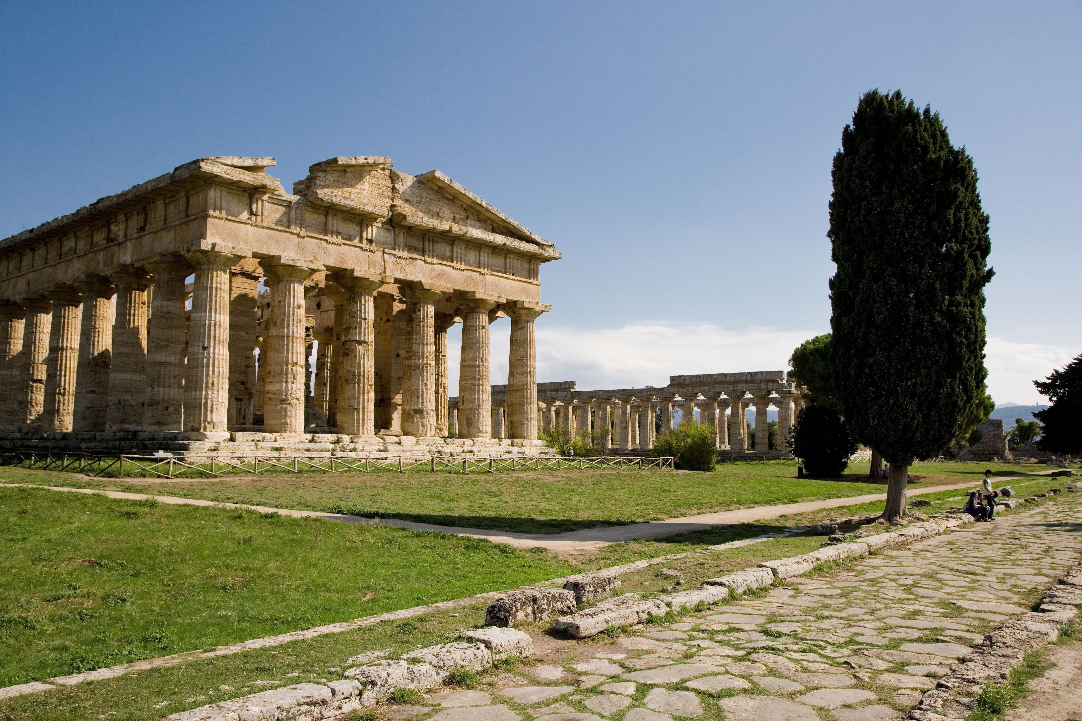 grand tour paestum