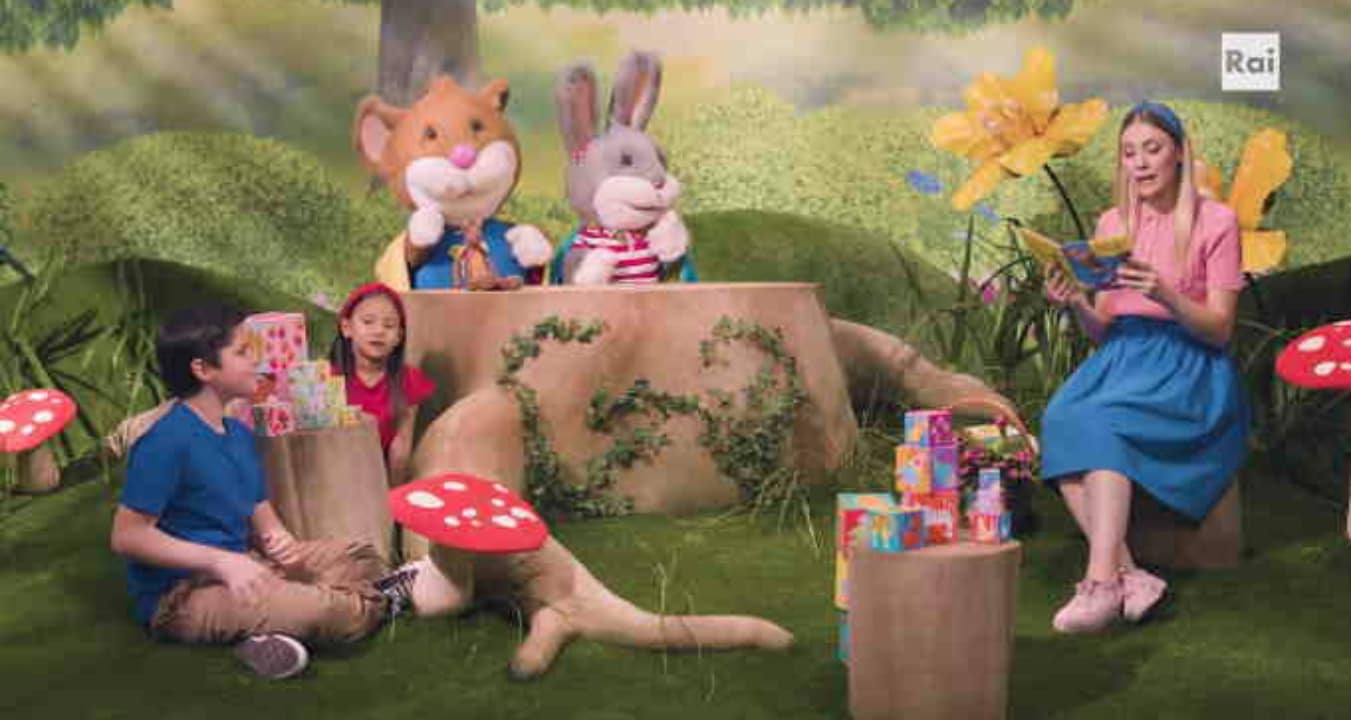 Rai Yoyo Carolina e Topo tip - Raccontastorie - E4 - Dal dottore non ci vado