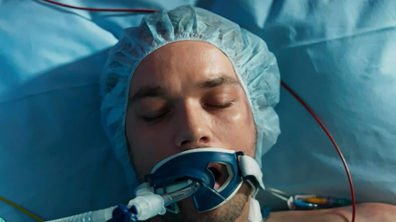 Rai Premium Medici in corsia S4E7 - Il cacciatore di talpe