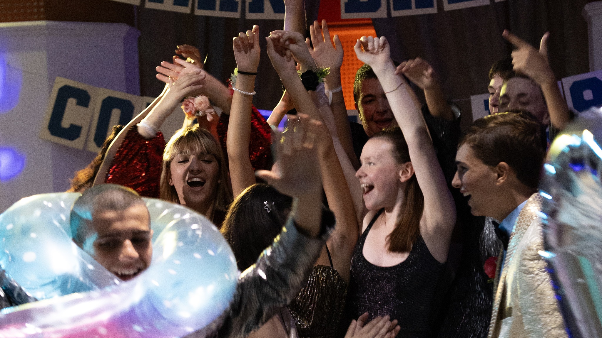 Rai 2 Il Collegio 9 - Ottava puntata: Il Gran Ballo del 1990