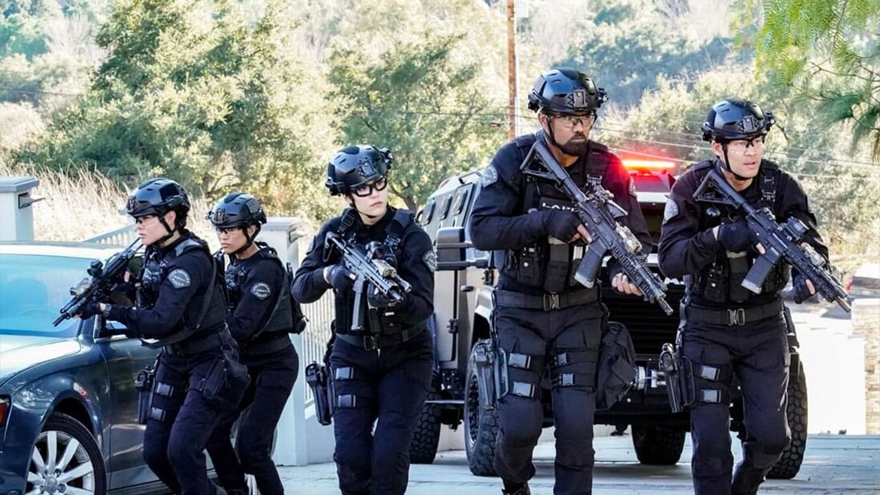 Rai 2 S.W.A.T. S8E19 -  Piano criminale