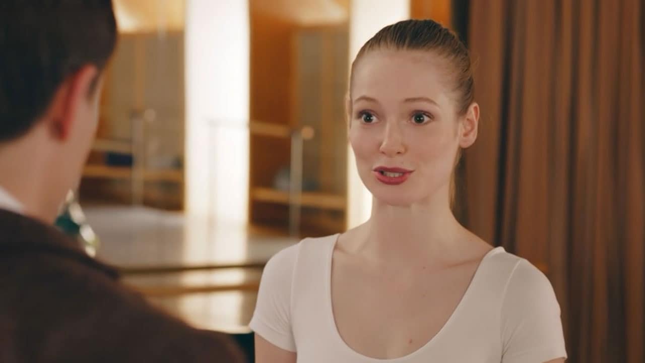 Rai Gulp Cercami a Parigi - S1E4 - Balla e basta