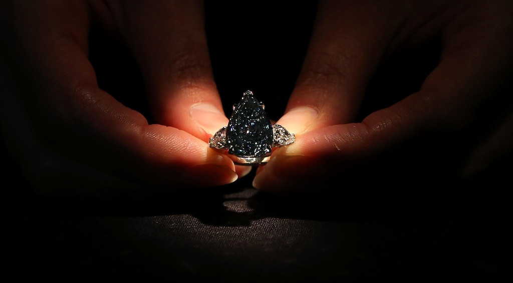 Christie s Sar Venduto All asta Il Diamante Blu Pi Grande Del Mondo 