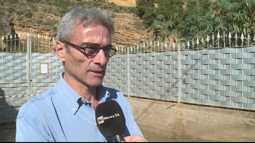 Sicilia la lotta all'abusivismo, parla il