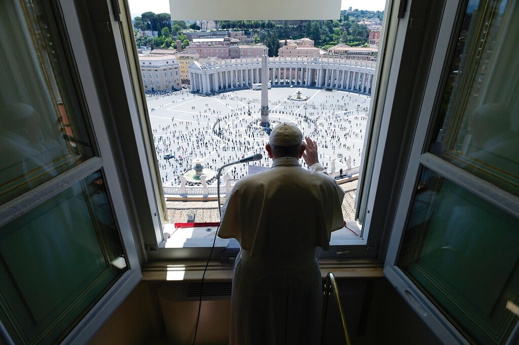 La Finestra Da Cui Si Affaccia Il Papa Eletto