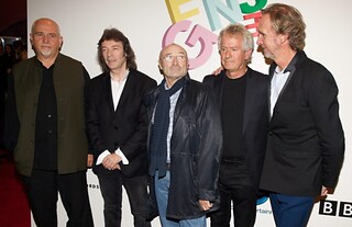 Di Nuovo Insieme Peter Gabriel Phil Collins E Gli Altri Genesis Presentano Un Documentario Photogallery Rai News