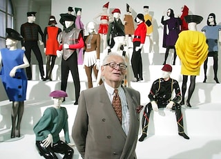 Addio a Pierre Cardin, stilista visionario, pioniere del prêt-à-porter - Photogallery - Rai News